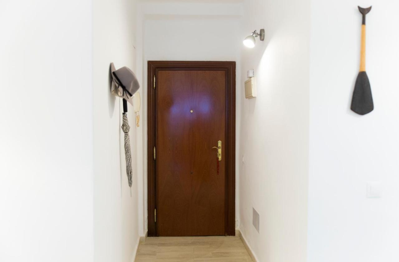 Daoiz 8 Apartment มาลากา ภายนอก รูปภาพ