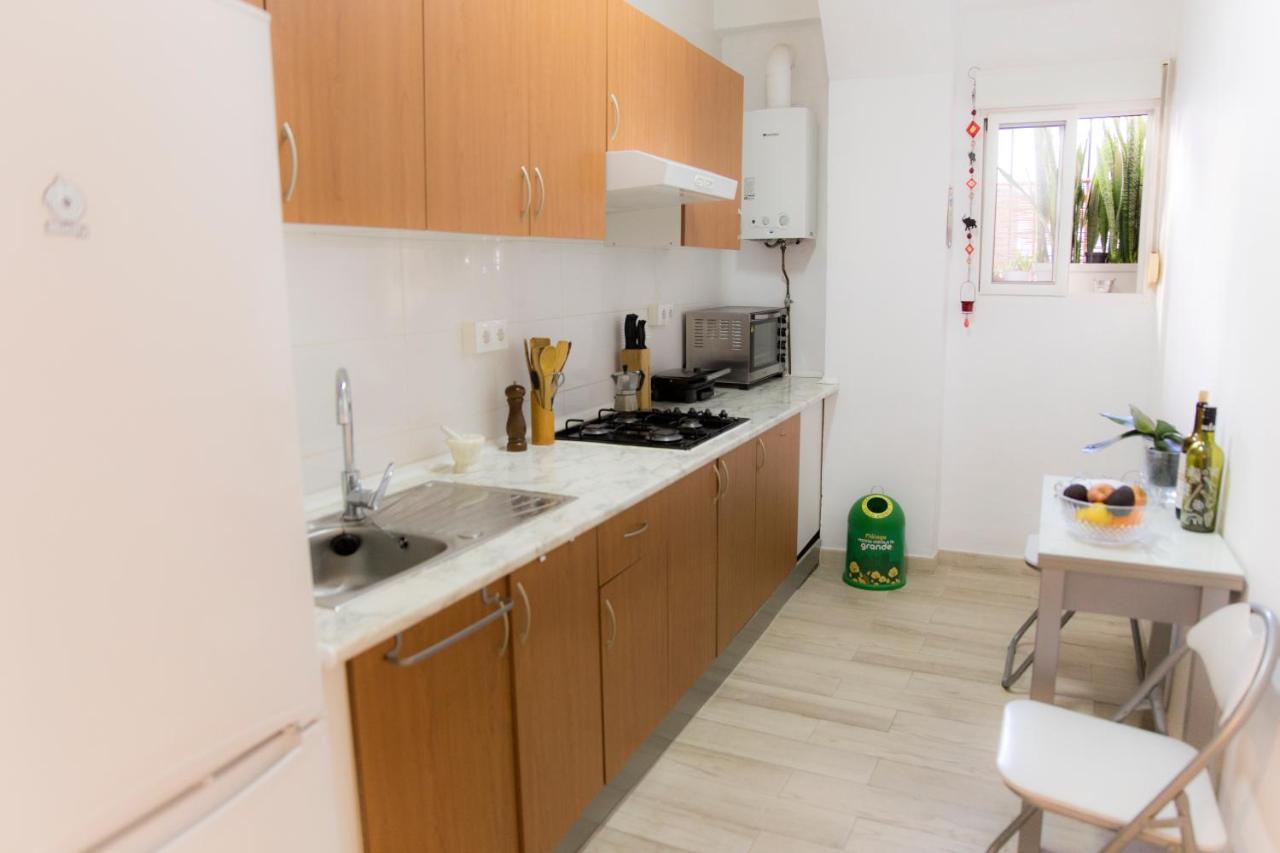 Daoiz 8 Apartment มาลากา ภายนอก รูปภาพ